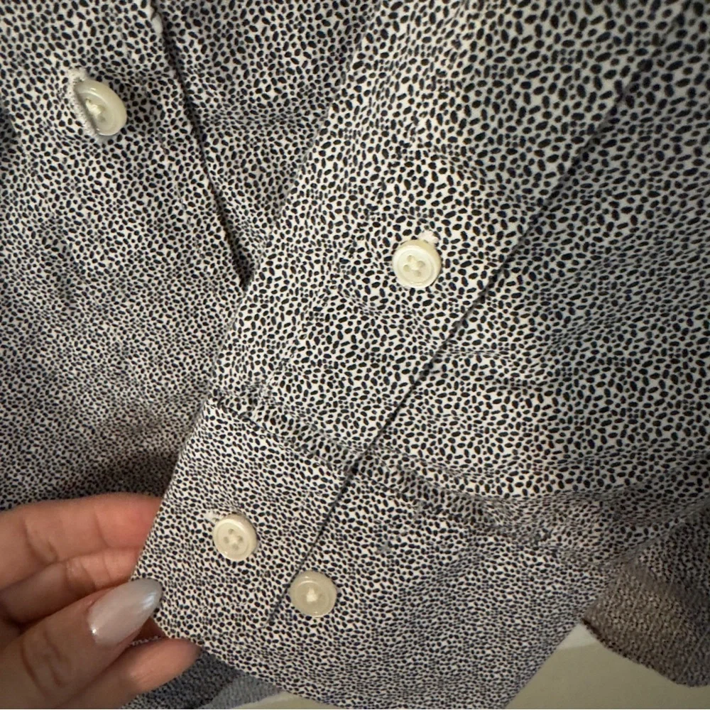 Banana Republic Slim Fit Blue & White Button Down Shirt L 16-16.5, Dot Pattern